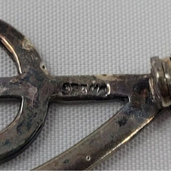 Vintage Signed MA Michael Anthony Sterling Silver Marcasite Treble Clef Brooch - Picture 3 of 9